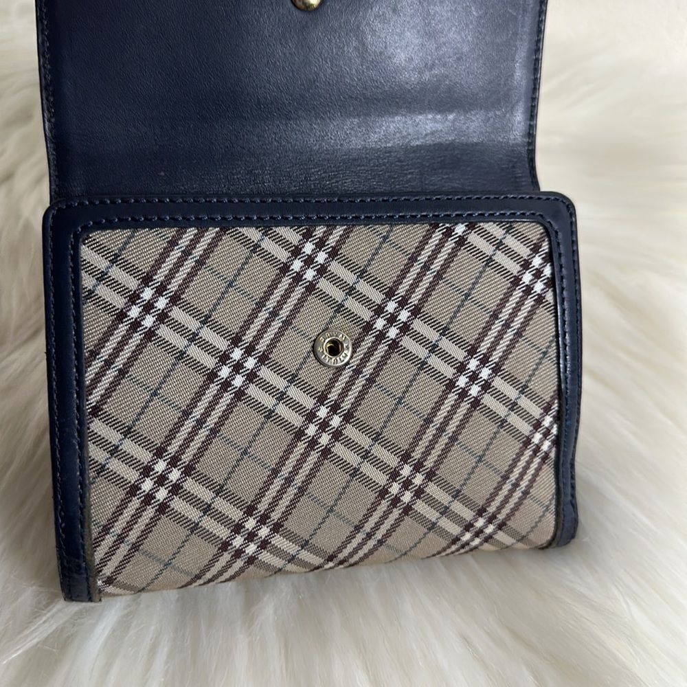 💯Authentic Burberry Blue Label Short Wallet 🍀 - Picture 8 of 17